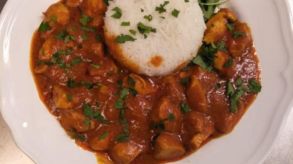 Chicken Curry mit Basmatireis | © Pizzeria-Restaurant AL Bashir KG