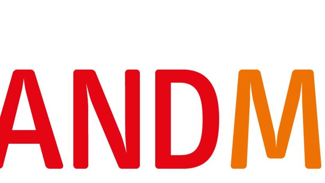 Ein modernes Logo von "LANDMARKT" in warmen Farben. Es zeigt stilisierte Blätter in Rot und Orange. | © Landmarkt