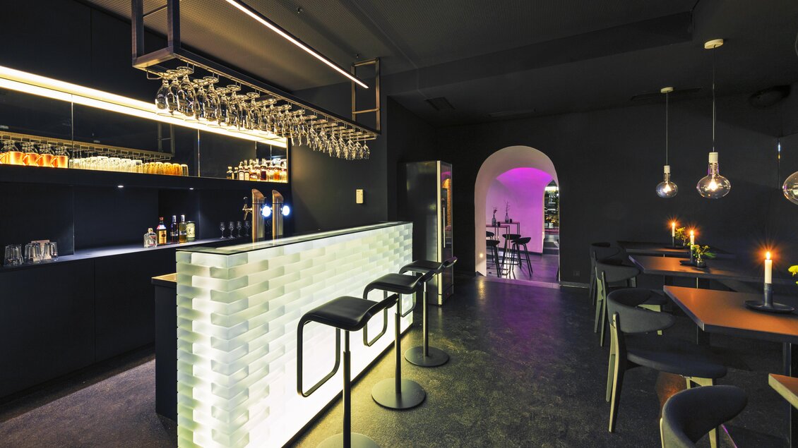 Bar mit Beleuchtung | © Martin Baumgartner