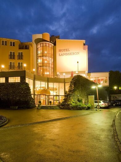 Hotel bei Nacht | © Maximilian Steinbauer | © Maximilian Steinbauer