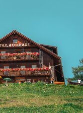 Das Hollhaus auf der Tauplitzalm | © Hollhaus, www.hollhaus.at | Christoph Hüttner | © Hollhaus, www.hollhaus.at