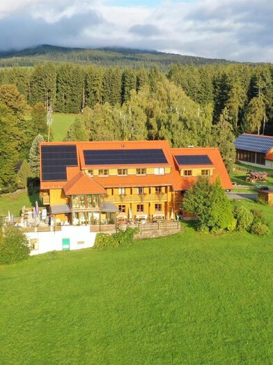 Hotel Außenansicht | © Bio-Hotel-Alpengasthof Koralpenblick | Eva Smolana | © Bio-Hotel-Alpengasthof Koralpenblick