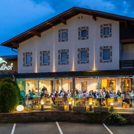 Terrasse Hügellandhof bei Abendstimmung | © Oliver Wolf Foto GmbH