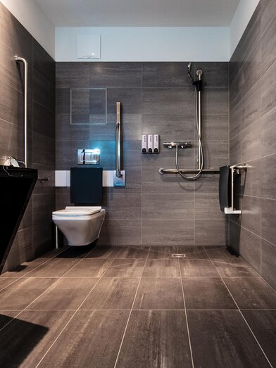 Barrierefreies Badezimmer im B(l)ackhome Graz | © B(l)ackhome-KLICKFISCHHH