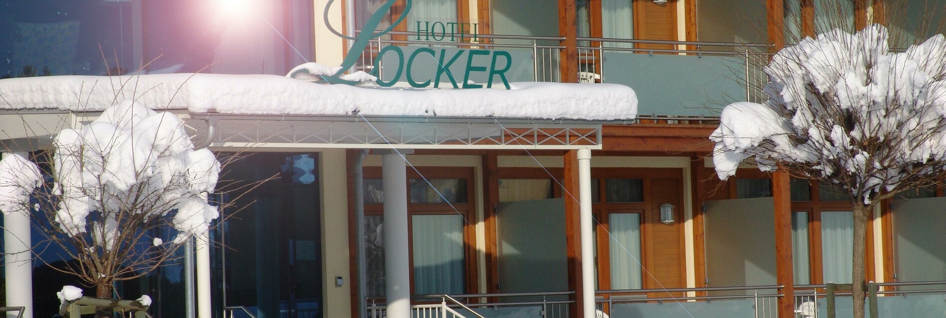 winterfoto hotel mit schein