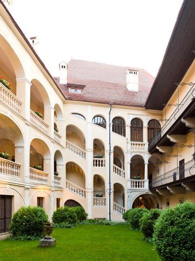Innenhof | © Schloß Obermayerhofen | www.orange-foto.at | © Schloß Obermayerhofen