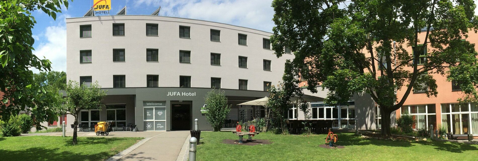 JUFA Hotel Graz City, Zugang zum Hotel