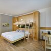Bild von Rauszeit, Dreibettzimmer | © JUFA Hotel Weitental/Bruck a.d.Mur