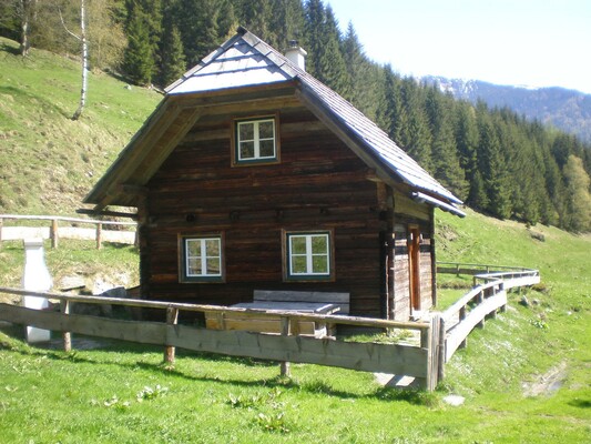 Teichhütte-Außenansicht-Murtal-Steiermark | © Teichhütte