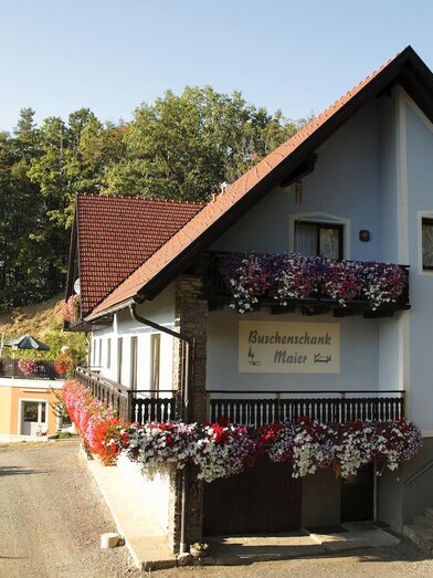 Weinbauernhof Maier - Winkelbauer Haus | © Weinbauernhof Maier-Winkelbauer | Fam. Maier | Fam. Maier | © Weinbauernhof Maier-Winkelbauer | Fam. Maier