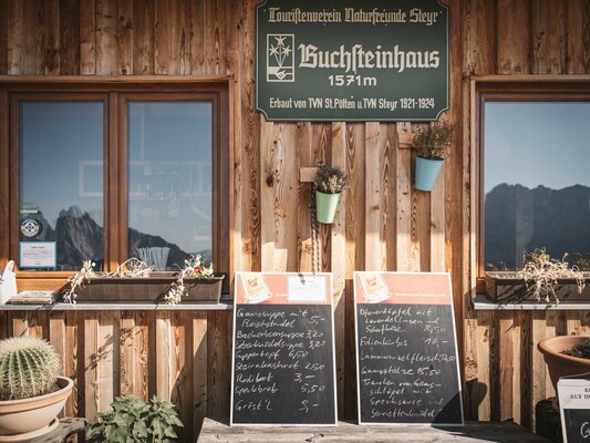 Das Buchsteinhaus auf 1.546 m | © Stefan Leitner