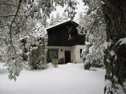 Ferienhaus in der Winterlandschaft | © Ferienhaus Hirt