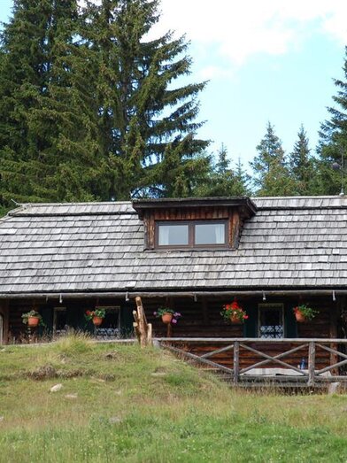 Hütte