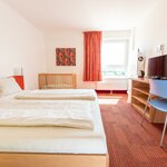 Bild von Gitterbettzimmer thermenseitig ab 4 Nächte | © H2O Hoteltherme/Schweighofer