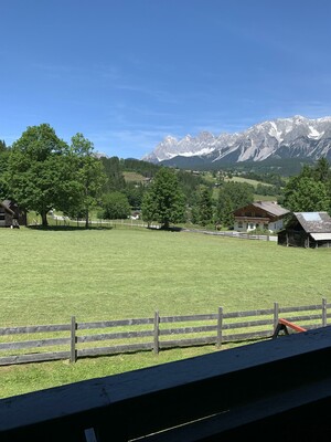 Balcony view to the Dachstein