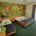 Bild von Dreibettzimmer Mohnblume mit großer Terrasse | © Hotel & Wirtshaus Hödl-Kaplan