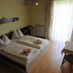 Photo of double room with shower, WC | © Gasthof Pension Kulmberghof