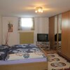 Photo of Twin room, shared shower/shared toilet, 1 bed room