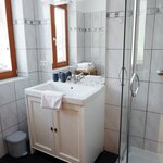 Bild von Zweibettzimmer, Dusche, WC, gartenseitig | © Annenkeller Fam. Liebmann
