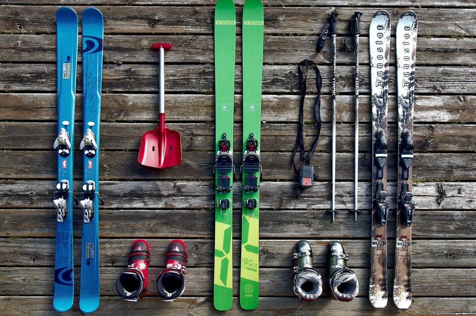 Ski and snowboard rental Hervis Sports - Impression #1