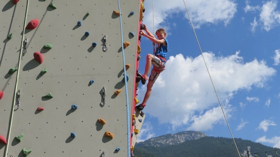Try climbing at the climbing-tower in Aich - Impressionen #2.3