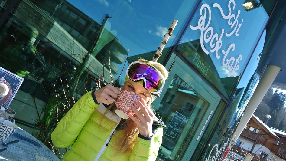 das Ski Rock Café mit seinem charmanten Vintage-Look